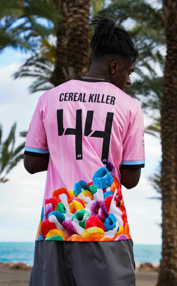 Neuköllner:innen x Walon Football Bubble Gum Pink - Image 5